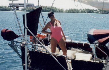 lia_in_boat_small.jpg (31956 bytes)