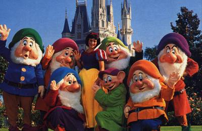 disney Snowwhite and the seven dwarves