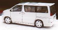 Nissan Elgrand Highway Star Middle Model