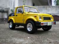 Suzuki Jimny in Yellow