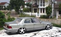 Lexus LS400