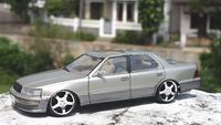 Lexus LS400