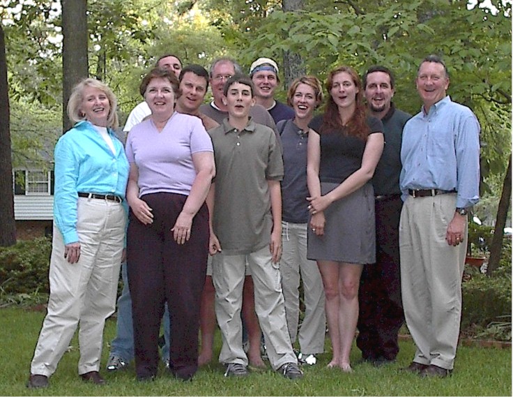 Family02.JPG (150561 bytes)