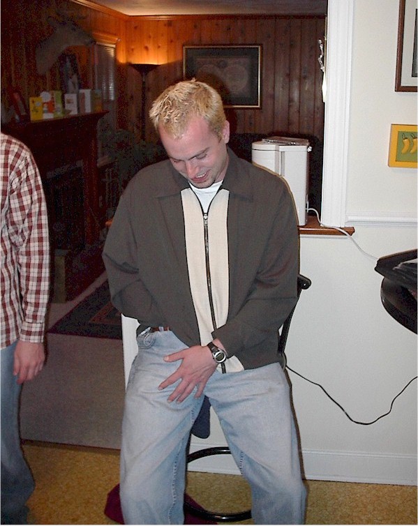 Hunter_Bow01.JPG (122054 bytes)
