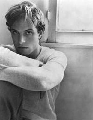 Daniel Lapaine