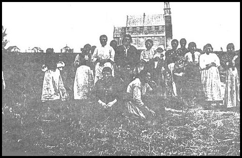 1919.jpg (39795 bytes)