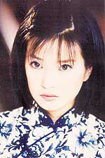 Trieu Vy trong vai Y Binh ( Tan dong song li biet )