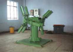 Dual Arm Un-Coiler