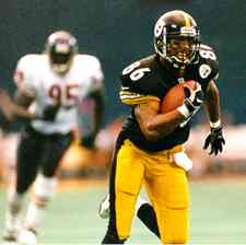 Hines Ward delivers