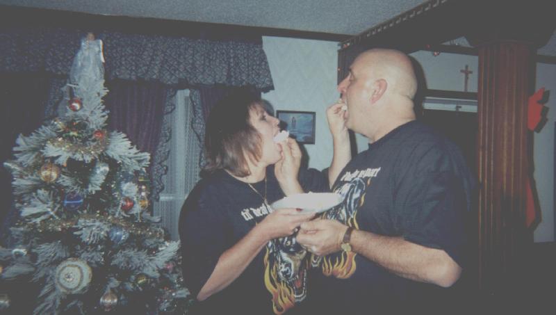 wedding8.jpg (39031 bytes)