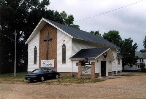 outsidestj.jpg (220007 bytes)