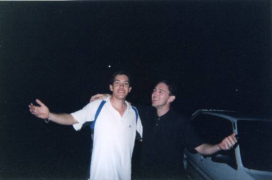 chris_nassi_singing.jpg (16896 bytes)