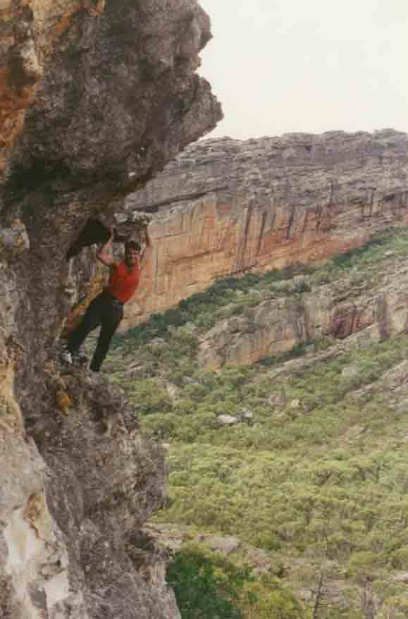 Freeclimbing Mount Zero - The Grampians