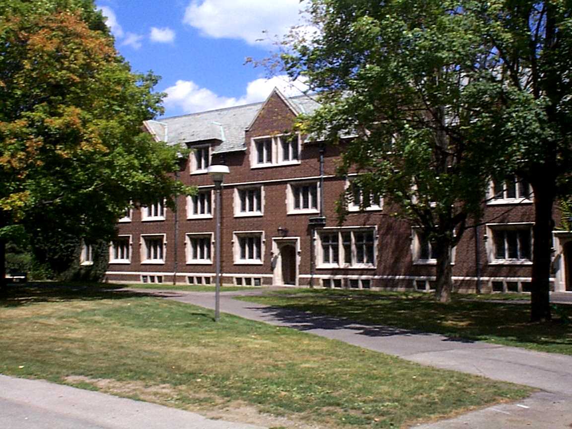 ed.jpg (132179 bytes)