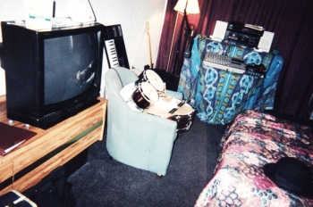 I wish my bedroom was like this in high school!