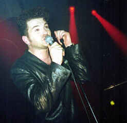 Just a moment (size= 174KB)