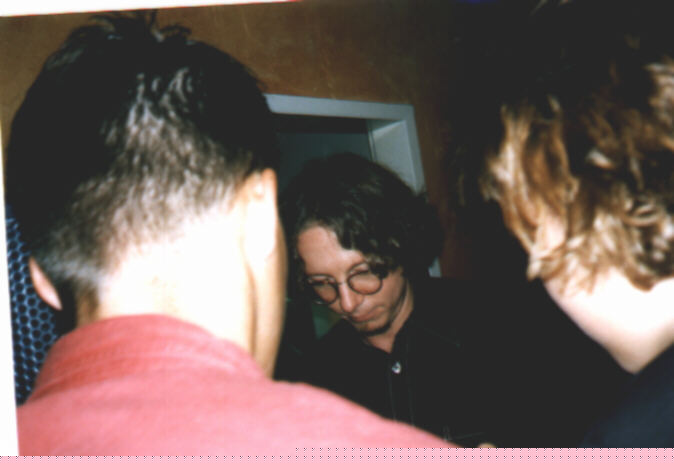 025.jpg (35396 Byte)