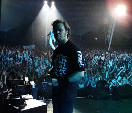 MYCON.jpg (44648 bytes)