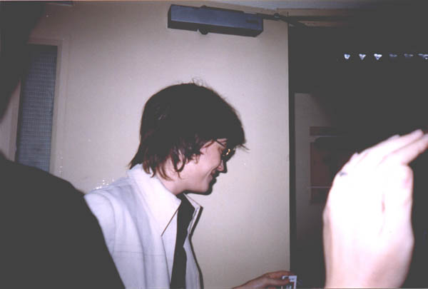 sound-neil.jpg (24448 bytes)