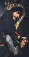 richie live 80s 3.jpg (11700 bytes)