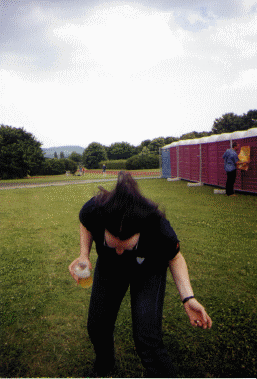 Anke beim Headbangen.