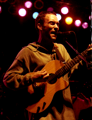 Dave in Concert (33.2 kb)