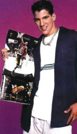stevie3.JPG (21481 bytes)