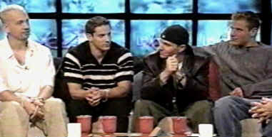 loveline1.jpg (67856 bytes)