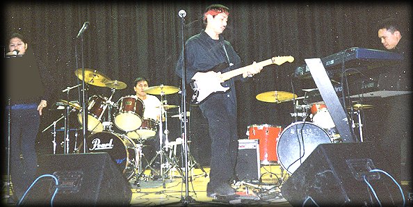 The Klassik Band Live at Pinoy Woodstock