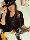 richmagguitar.jpg (21328 bytes)