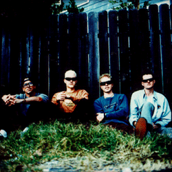home.gif (46528 bytes)