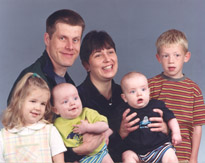 Family group photo, summer 2000; link to 362kB hi-res