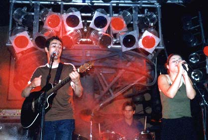 banda.jpg (35936 bytes)