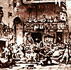 Minstrel In The Gallery (1975)