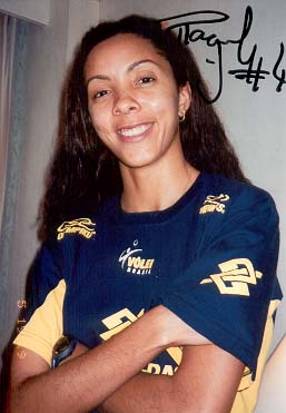 raquel26.jpg (26098 bytes)