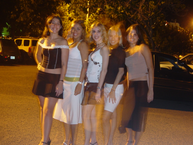 Laura, Aybil, Zahira, Marie & Carla