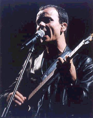 gigi.jpg (25423 byte)