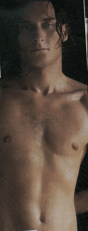 tottinudo.jpg (327579 byte)