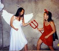 Naomi(Anjinho ...hummm) e F (diabinha...) 