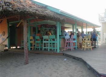 Bare Foot Beach Bar