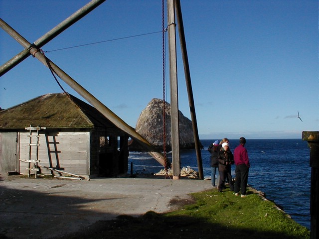 The_crane_at_north_landing.JPG