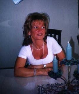 Donna4.JPG (17176 bytes)