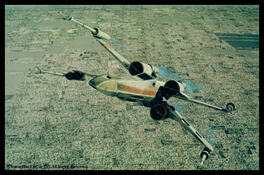 X-Wing.jpg (38635 bytes)