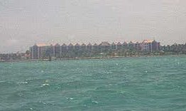 suites.jpg (8579 bytes)