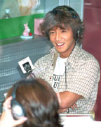 0627kimu.jpg (15055 bytes)