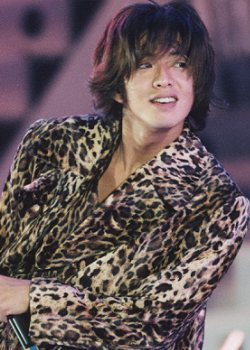 ���~�����E�t�۷|