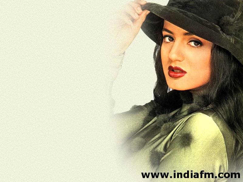 amisha5.jpg (91078 bytes)