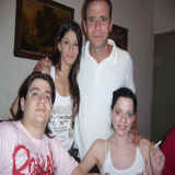 Con Caro, Aoniken y Suyay