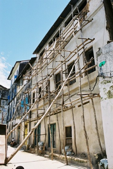 2002-Tanz-15-04-Stonetown