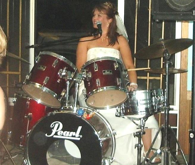 Tarragal band drummer plays for her OWN WEDDING!